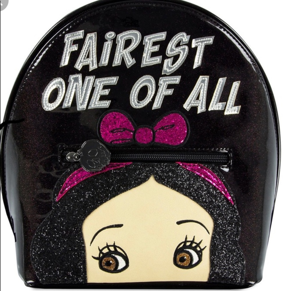 Snow White mini backpack